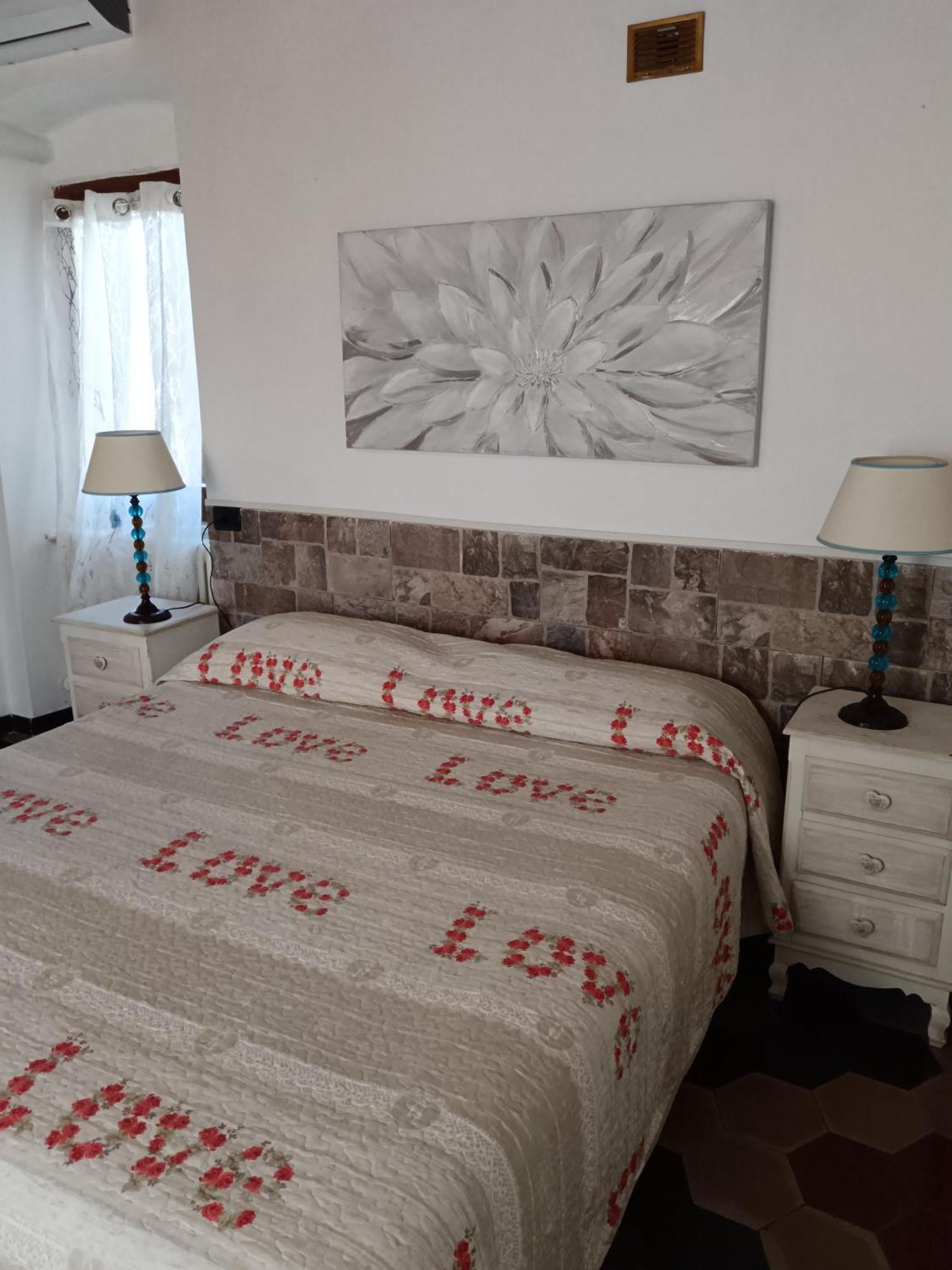 Le Travi Bed & Breakfast Sarzana Bagian luar foto